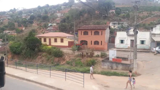 Casa com 4 Quartos à venda, 1080m² no Cachoeira de Santa Cruz, Viçosa
