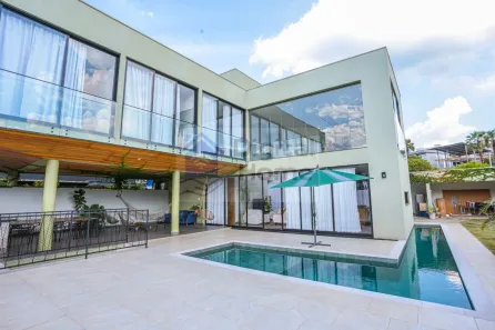 Casa de Condomínio com 4 Quartos para venda ou aluguel, 500m² no Cidade Tamboré, Santana de Parnaíba