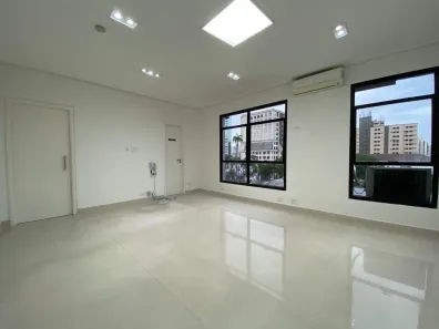 Conjunto Comercial / Sala para alugar, 62m² no Vila Mathias, Santos
