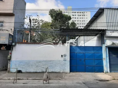 Galpão / Depósito / Armazém para alugar, 699m² no Centro, Nilópolis