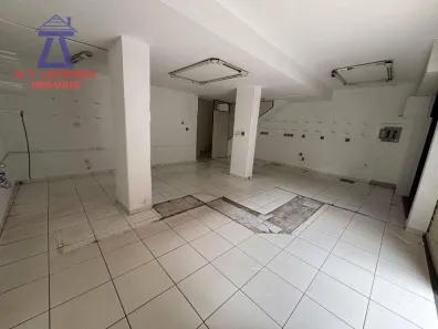 Loja / Salão / Ponto Comercial à venda, 94m² no Centro, Montes Claros