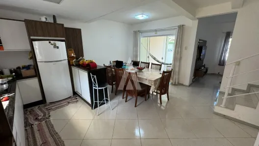 Sobrado com 3 Quartos à venda, 108m² no Do Ubatuba, São Francisco do Sul