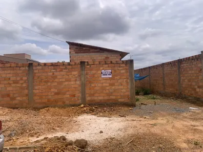 Terreno / Lote / Condomínio à venda, 360m² no Village dos Ipês, Hidrolândia
