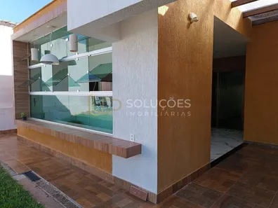 Casa de Condomínio com 3 Quartos à venda, 220m² no Região dos Lagos, Brasília