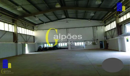 Galpão / Depósito / Armazém para venda ou aluguel, 889m² no Chácara do Solar II (Fazendinha), Santana de Parnaíba
