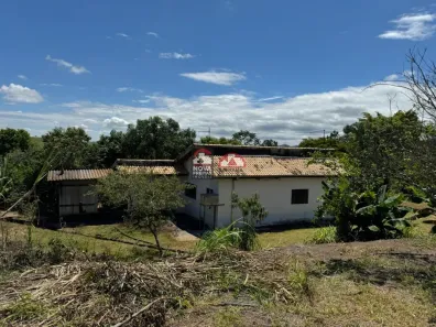 Fazenda / Sítio / Chácara com 3 Quartos à venda, 130m² no Chácara Marambaia, Caçapava