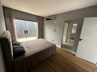 Casa de Condomínio com 3 Quartos para venda ou aluguel, 350m² no Parque Rodoviário, Campos dos Goytacazes