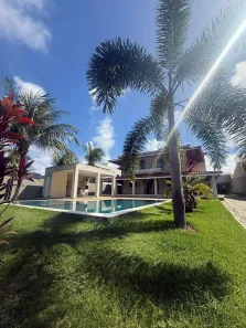 Casa de Condomínio com 4 Quartos para venda ou aluguel, 500m² no Busca Vida (Abrantes), Camaçari