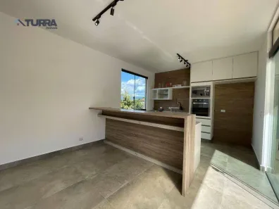 Fazenda / Sítio / Chácara com 4 Quartos à venda, 325m² no Jardim Estância Brasil, Atibaia