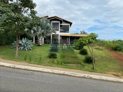 Casa com 3 Quartos à venda, 300m² no Tavares, Confins
