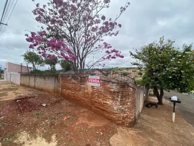Casa com 2 Quartos à venda, 70m² no Semprebom, Ibiporã