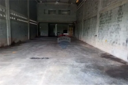 Galpão / Depósito / Armazém à venda, 170m² no Garapu, Cabo de Santo Agostinho