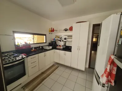 Casa de Condomínio com 4 Quartos à venda, 146m² no Buraquinho, Lauro de Freitas
