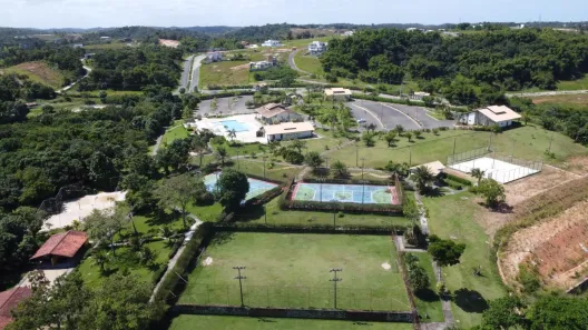 Terreno / Lote / Condomínio à venda, 731m² no , Simões Filho