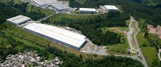 Galpão / Depósito / Armazém para alugar, 45500m² no Pataxós, Embu das Artes