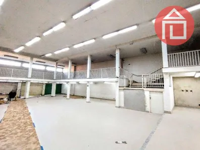 Prédio Inteiro para alugar, 1656m² no Centro, Bragança Paulista