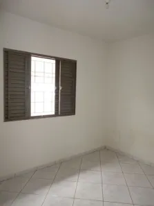 Casa com 3 Quartos para alugar, 97m² no Jardim Paris IV, Maringá
