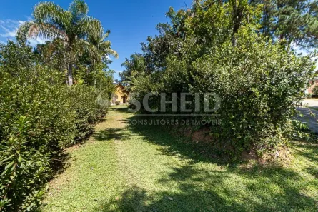 Fazenda / Sítio / Chácara com 10 Quartos à venda, 2000m² no , Embu-Guaçu