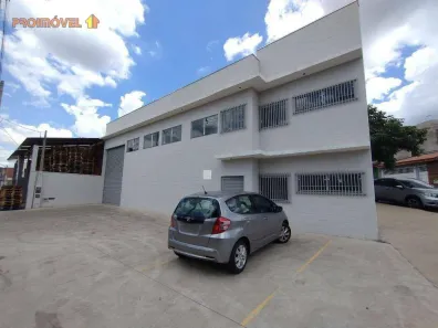 Galpão / Depósito / Armazém à venda, 215m² no Centro, Salto