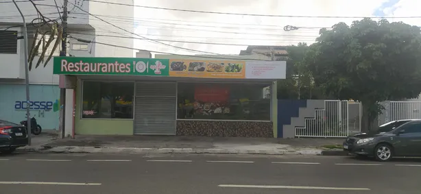 Loja / Salão / Ponto Comercial para alugar, 300m² no São João, Feira de Santana