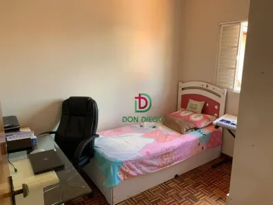 Casa com 3 Quartos à venda, 125m² no Vera Cruz, Londrina