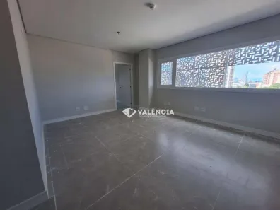 Conjunto Comercial / Sala para alugar, 56m² no Centro, Cascavel