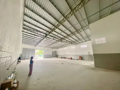 Galpão / Depósito / Armazém para alugar, 550m² no Novo Aleixo, Manaus