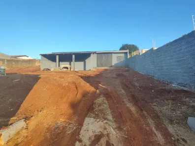 Galpão / Depósito / Armazém para alugar, 180m² no Vila Nova, Arapongas