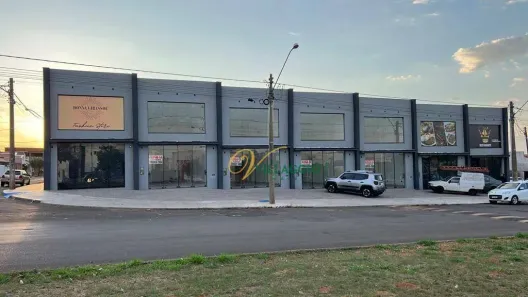 Conjunto Comercial / Sala para alugar, 85m² no Residencial Moreira e Guimarães, Mirassol