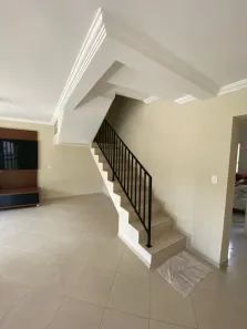 Sobrado com 3 Quartos para alugar, 239m² no Parque 9 de Julho, São Roque
