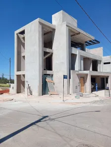 Sobrado com 3 Quartos à venda, 347m² no Guará II, Brasília