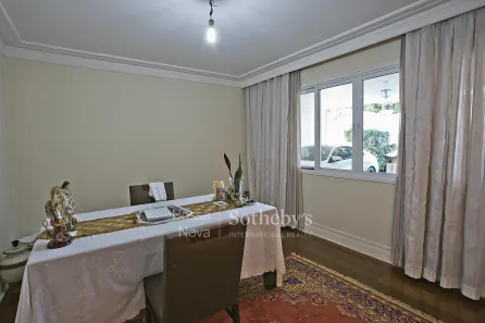 Casa com 5 Quartos para venda ou aluguel, 580m² no Alto de Pinheiros, São Paulo