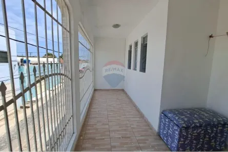 Casa com 4 Quartos à venda, 140m² no Pajuçara, Natal