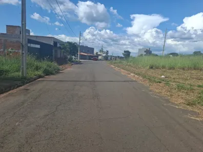 Terreno / Lote / Condomínio à venda, 327m² no Residencial Alice Barbosa I, Goiânia