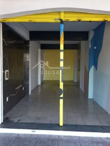 Loja / Salão / Ponto Comercial para alugar, 30m² no Amendoeira, São Gonçalo