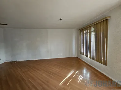 Casa com 3 Quartos para alugar, 120m² no Jardim Presidente Kennedy, Apucarana