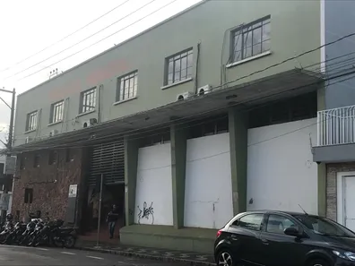 Loja / Salão / Ponto Comercial para alugar, 18m² no Centro, Araras