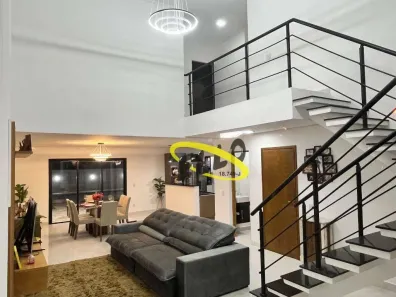 Casa de Condomínio com 3 Quartos à venda, 242m² no Capuava, Embu das Artes