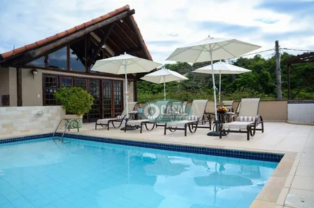Hotel / Motel / Pousada com 22 Quartos à venda, 1800m² no Itaipu, Niterói