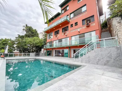 Casa de Condomínio com 6 Quartos para alugar, 704m² no Marapé, Santos