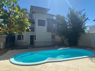 Sobrado com 3 Quartos à venda, 240m² no Costazul, Rio das Ostras
