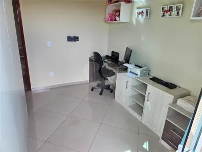 Sobrado com 4 Quartos à venda, 272m² no Parque Ipiranga II, Resende