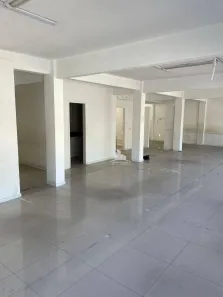 Conjunto Comercial / Sala para alugar, 336m² no Retiro, Volta Redonda