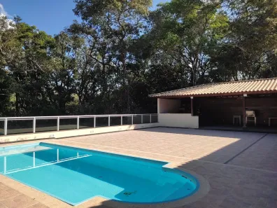 Fazenda / Sítio / Chácara com 5 Quartos à venda, 33000m² no Pinhões, Santa Luzia