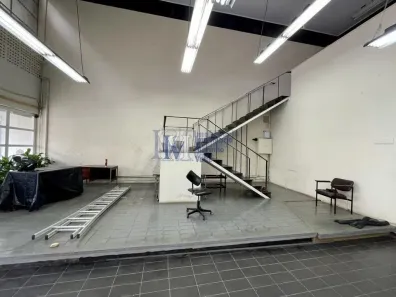 Galpão / Depósito / Armazém para alugar, 930m² no Centro, Bragança Paulista