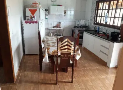 Fazenda / Sítio / Chácara com 3 Quartos à venda, 900m² no Igaratá, Igaratá