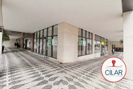 Loja / Salão / Ponto Comercial para alugar, 78m² no Cabral, Curitiba
