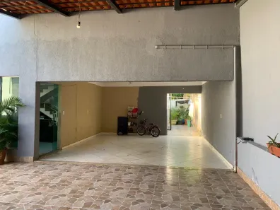 Sobrado com 4 Quartos à venda, 194m² no Parque Alvorada II, Senador Canedo