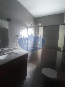 Casa Comercial com 2 Quartos para alugar, 140m² no Vila Acoreana, Poá