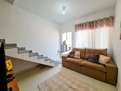 Casa de Condomínio com 2 Quartos à venda, 64m² no Roma, Volta Redonda